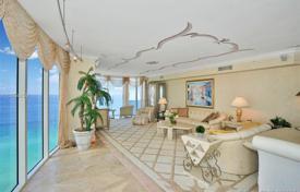 Classic style nine-room penthouse in Sunny Isles Beach, Florida, USA for $4,499,000