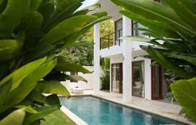 New villa with a swimming pool and a garden, 120 meters from the beach, Benoa, Bali, Indonesia for 1,850 € per week