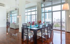 4 bed Penthouse in Sathorn Gallery Residences Bang Rak District for $3,300 per week