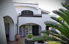 Two-storey villa 70 m from the beach in San Felice Circeo, Lazio, Italy for 5,500 € per week
