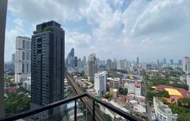 3 bed Condo in The Crest Sukhumvit 34 Khlongtan Sub District for 2,540 € per week