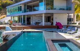 Infinity Estate; Smart, lavish and luxury house on Los Angeles Hill for $57,000 per week
