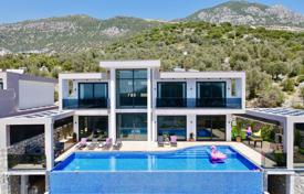 Villa with panoramic views of the magnificent Kalkan for $719,000
