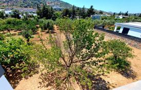 LAND WITH NATURE VIEW WITH A VILLA FOR SALE IN THE CENTER OF BODRUM YALIKAVAK for 708,000 €