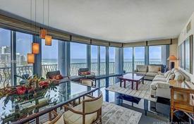 Furnished apartment with ocean views in a residence on the first line of the beach, Miami Beach, Florida, USA for $3,191,000