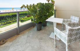 Elite apartment with ocean views in a residence on the first line of the beach, Miami Beach, Florida, USA for $4,238,000