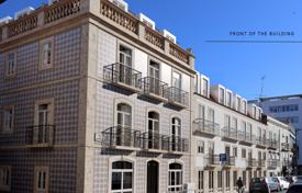 Four-room buy-to-let penthouse in an ancient building, Lisbon, Portugal for 880,000 €