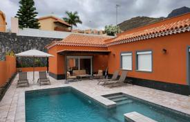 Beautiful villa with a swimming pool and parking in Adeje, Tenerife, Spain for 1,500,000 €