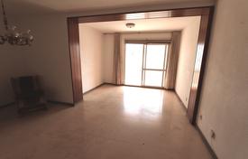 Three-bedroom sunny apartment in the center of Calpe, Alicante, Spain for 166,000 €