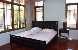 4 bed House in Baan Sansiri Sukhumvit 67 Phrakhanongnuea Sub District for $2,816,000