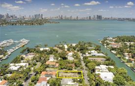 Land plot with a project for building a villa, Miami Beach, USA for 1,657,000 €
