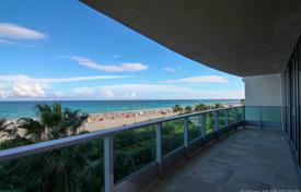 Elite apartment with ocean views in a residence on the first line of the beach, Miami Beach, Florida, USA for $3,688,000