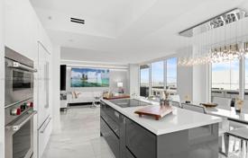 Condo – Miami Beach, Florida, USA for $3,480,000