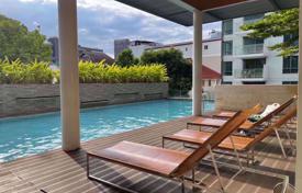 1 bed Condo in The Room Sukhumvit 40 Phra Khanong Sub District for $129,000