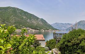 Townhome – Kotor (city), Kotor, Montenegro for 1,050,000 €