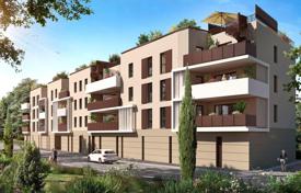 Apartment – Arles, Bouches-du-Rhône, Provence - Alpes - Cote d'Azur,  France for From 213,000 €