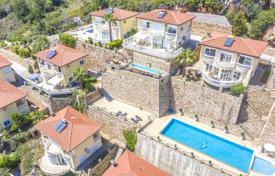 Villa 3 + 1 in Alanya, Tepe area for $395,000