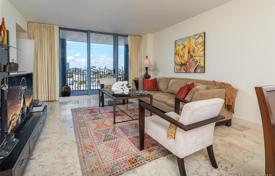 Modern apartment with ocean views in a residence on the first line of the beach, Miami Beach, Florida, USA for $848,000