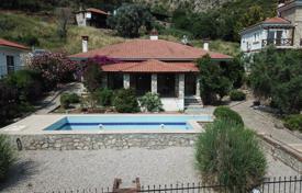 Bungalow (1-storey villa) in the village of Uzumlu, 20 km from Fethiye, with a swimming pool and a garden for $296,000