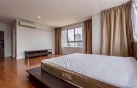 3 bed Condo in Condo One X Sukhumvit 26 Khlongtan Sub District for $421,000