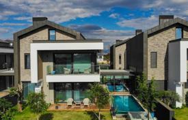 Villa – Döşemealtı, Antalya, Turkey for $1,461,000