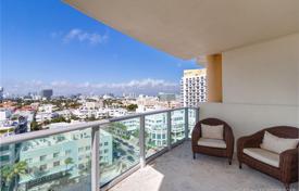 Bright apartment with ocean views in a residence on the first line of the beach, Miami Beach, Florida, USA for $926,000