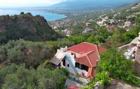 Two-storey villa with a garden and panoramic sea views in Kalamata, Peloponnese, Greece for 280,000 €