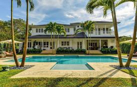 Villa – Pinecrest, Florida, USA for $4,475,000