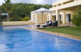 Designer villa with terrace and pool for rent in the town of San Rafael, Ibiza for 17,400 € per week