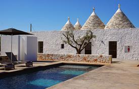 Furnished Trullo villa with garden and pool, Martina Franca, Italy for 960,000 €