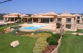 Two-storey villa with a swimming pool on the first sea line, Porto Heli, Greece for 6,000 € per week