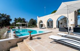 Prestigious Villa of 1900 with Pool for sale 4 km from Francavilla Fontana for 800,000 €