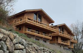 Luxury off plan 4 bedroom chalets to be built in Vaujany with outstanding views (A) (AP) for 1,368,000 €