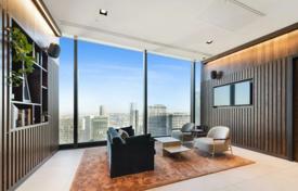 Two-bedroom apartment in a high-rise residence with panoramic views, a swimming pool and conference rooms, London, UK for £954,000