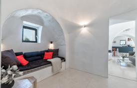 Ancient Trulli of the 16th century Luxuriously Renovated, for sale in the Countryside of Martina Franca for 945,000 €