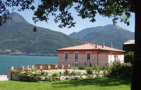 Elegant villa with a pier on Lake Como, Pianello del Lario, Lombardy, Italy for 10,300 € per week