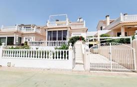 Villa – Torrevieja, Valencia, Spain for 360,000 €