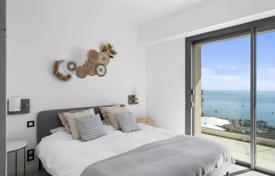 Modern villa with fantastique sea views. Price on request