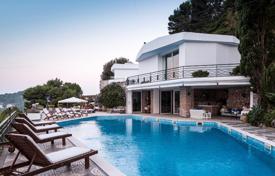 Villa with a swimming pool, large terraces and panoramic views in the center of Capri, Italy for 22,500 € per week