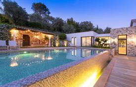 Detached house – Mougins, Côte d'Azur (French Riviera), France for 14,000 € per week
