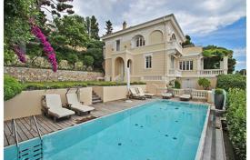 Historical mansion 300 meters from the sandy beach, Cap d'Ail, Cote d Azur, France for 13,800 € per week