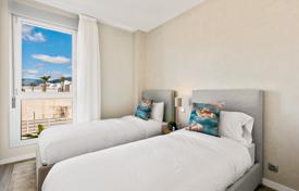 Duplex Penthouse for sale in Cancelada, Estepona for 425,000 €