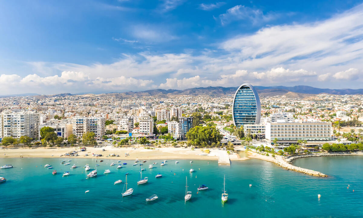 Cyprus permanent residence by real estate investment from €300,000