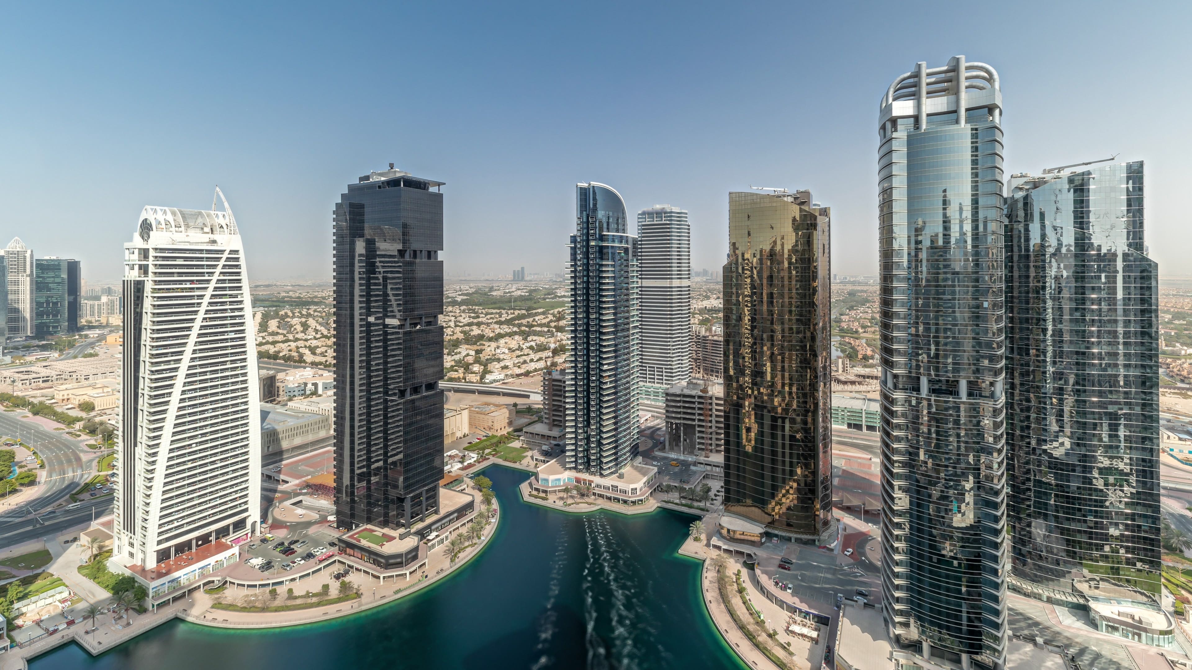 Jumeirah Lake Towers (JLT)