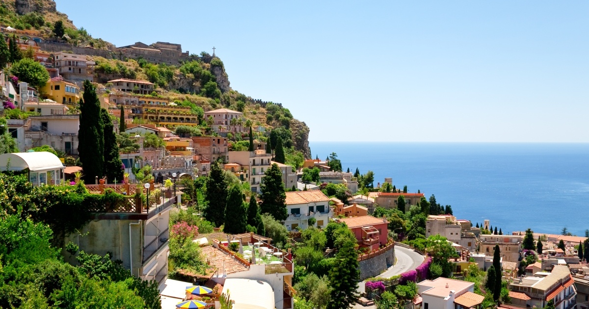 3 Beachfront Homes for Sale in Sicily from 800,000€ Tranio