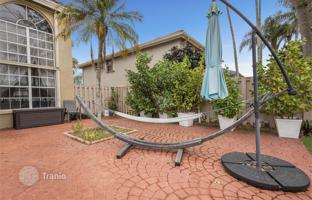 3-bedroom house 253 m² in Hollywood for $745,000
