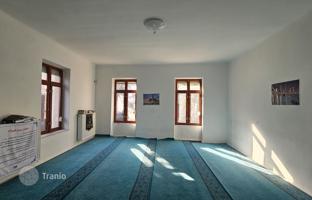 7-room house 217 m² in Debrecen for 440,000 €