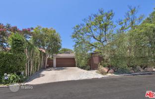 Villa in Saint-Rémy-de-Provence. Price on request