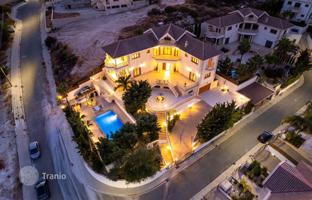 6-bedroom villa 650 m² in Germasogeia for 3,900,000 €