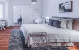 Apartments for sale in Kreuzberg. Apartment in a historic building with a garden, in a green district of Kreuzberg, in Berlin, Germany Apartments for sale in Kreuzberg. Apartment in a historic building with a garden, in a green district of Kreuzberg, in Berlin, Germany